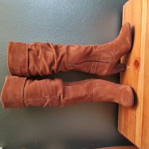 BAKERS TALL SUEDE BOOTS